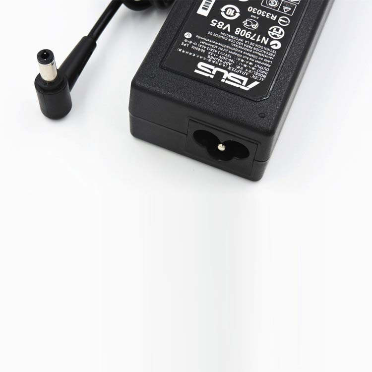 ASUS PA-1650-66 adaptador